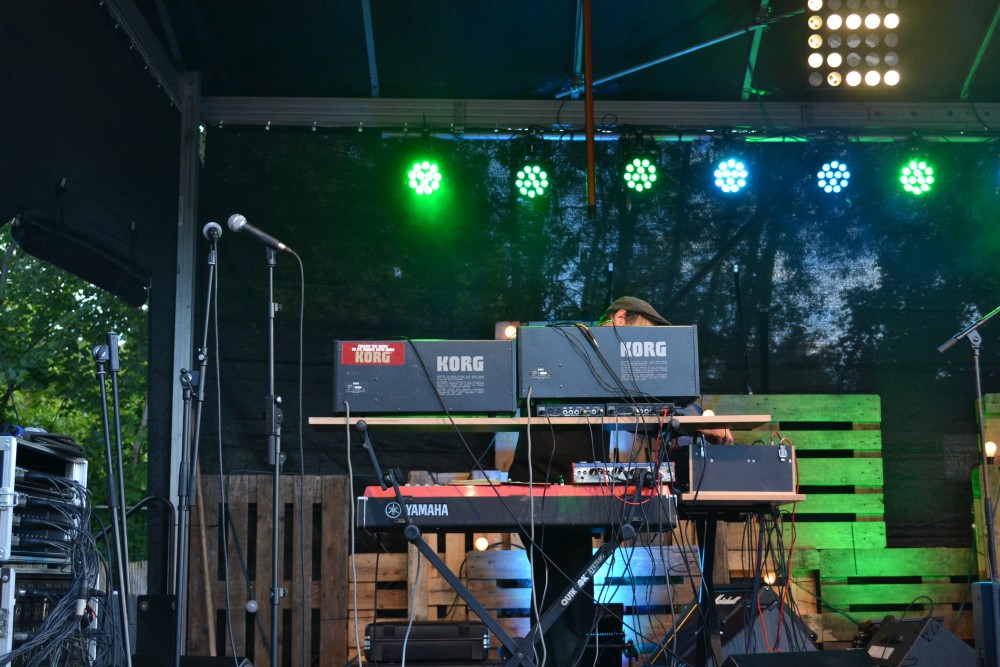 Cavern of Anti-Matter 3, live at By The Lake Festival, (c) Dörte Heilewelt